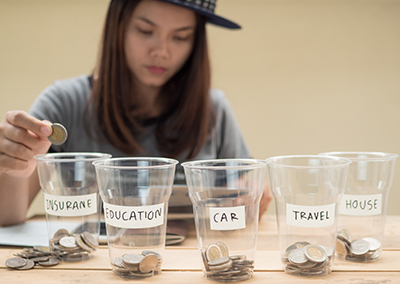 How to Help Your Teenager Learn to Budget & Save